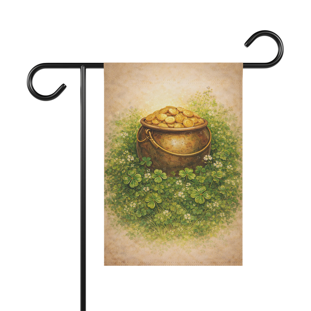 St. Patrick's Pot o' Gold Garden Banner — Vintage Inspired Garden Flag