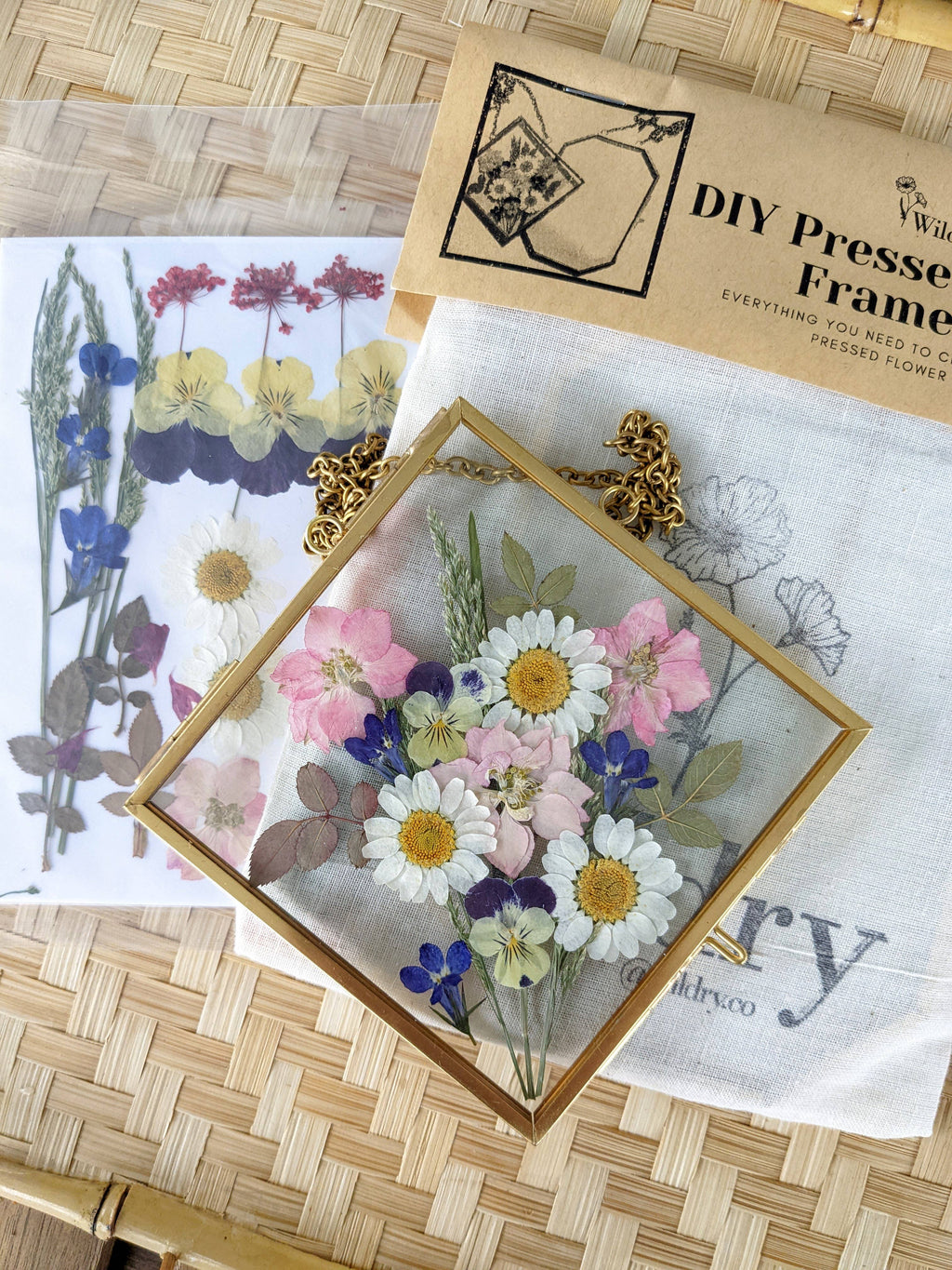 DIY Pressed Flower Frame Kits